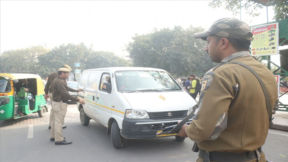 à¤à¤£à¤¤à¤à¤¤à¥à¤° à¤¦à¤¿à¤µà¤¸ : à¤¦à¤¿à¤²à¥à¤²à¥ à¤®à¥à¤ à¤¸à¥à¤°à¤à¥à¤·à¤¾ à¤µà¥à¤¯à¤µà¤¸à¥à¤¥à¤¾ à¤à¤¡à¤¼à¥, 25,000 à¤¸à¥à¤°à¤à¥à¤·à¤¾à¤à¤°à¥à¤®à¥ à¤¤à¥à¤¨à¤¾à¤¤