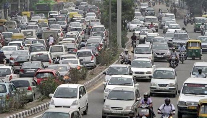 गणतंत्र दिवस: आज बंद रहेंगे दिल्ली के कई रास्ते, बसों से लेकर मेट्रो तक की पूरी जानकारी यहां पढ़ें