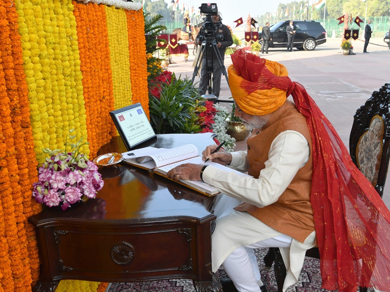 केसरिया साफे में नजर आए प्रधानमंत्री मोदी Republic Day Parade on Rajpath-5