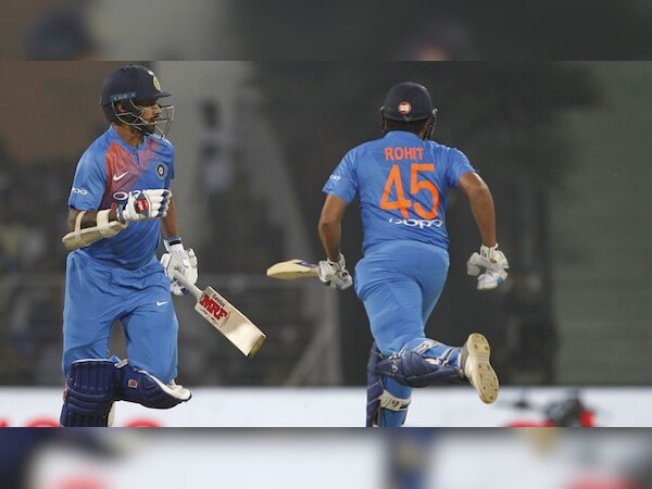 रोहित शर्मा और शिखर धवन बतौर ओपनर 94 पारियों में 4252 रन की साझेदारी कर चुके हैं. (फोटो: IANS)
