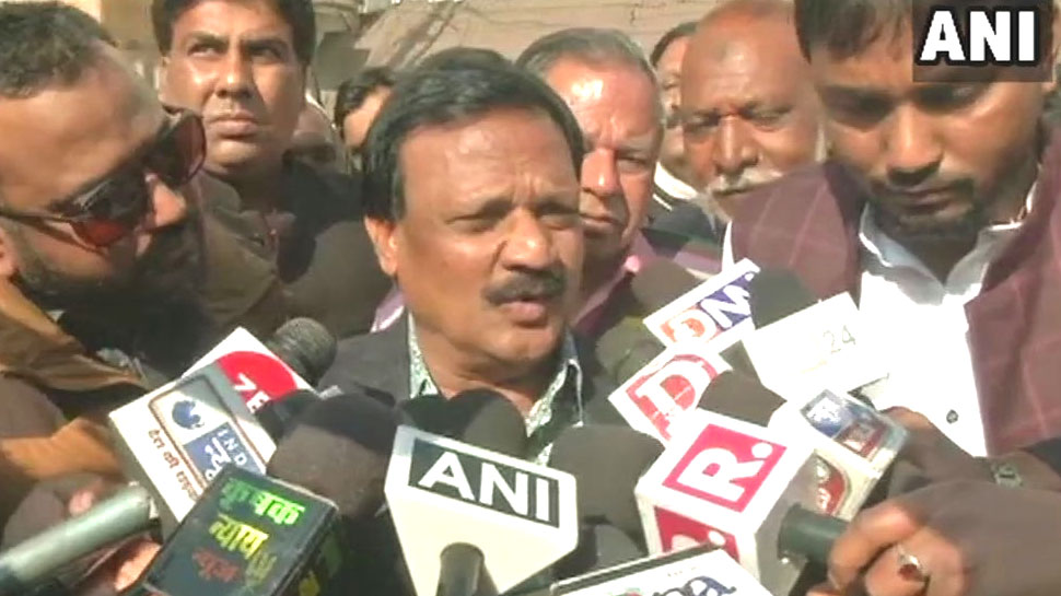 कमलनाथ सरकार में कैबिनेट मंत्री सज्जन सिंह वर्मा का बीजेपी पर पलटवार. कमलनाथ सरकार में कैबिनेट मंत्री सज्जन सिंह वर्मा का बीजेपी पर पलटवार.