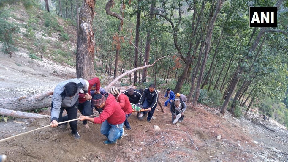 शव को लेकर जा रही जीप 300 मीटर गहरी खाई में गिरी, 8 की मौत