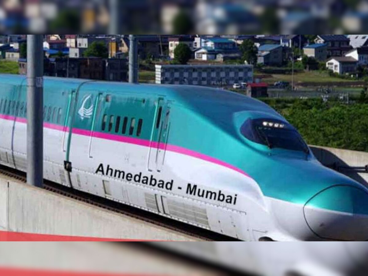 2022 में मुंबई और अहमदाबाद के बीच बुलेट ट्रेन चलाने की योजना है. (फाइल)