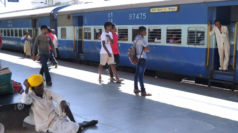 Railway ने रद्द की 386 ट्रेनें, पूरी लिस्ट देखने के लिए यहां क्लिक करें Railway ने रद्द की 386 ट्रेनें, पूरी लिस्ट देखने के लिए यहां क्लिक करें