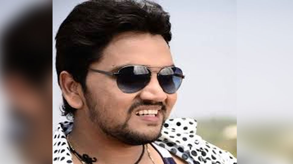 भोजपुरी अभिनेता ने कहा, 'बिहार में संघर्ष के दौर से गुजर रहे हैं कलाकार' भोजपुरी अभिनेता ने कहा, 'बिहार में संघर्ष के दौर से गुजर रहे हैं कलाकार'