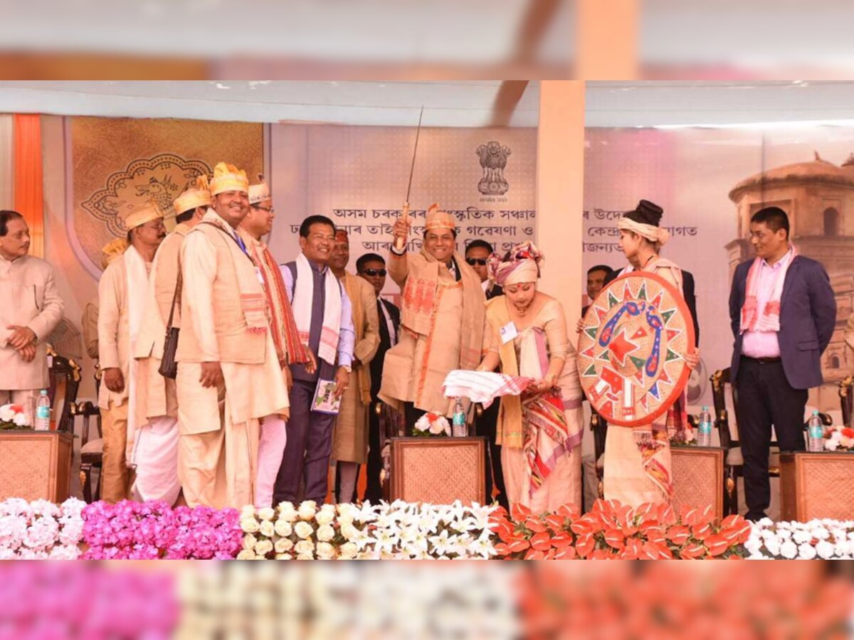 असम: ताई आहोम समुदाय ने पूर्वजों की याद में मनाया 'मे-दम- में- फि' धार्मिक उत्सव