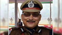 डीजीपी बनने पर गुप्तेश्वर पांडेय के गांव में जश्न का माहौल,ढोल-बाजे के साथ मनाई खुशी