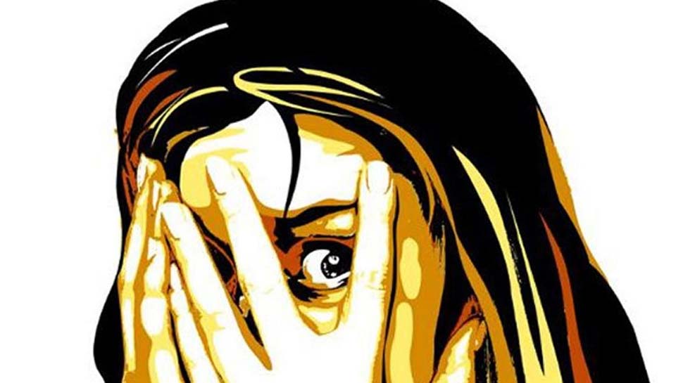 दिल्ली: पत्नी ने लगाया पति पर आरोप, नशीला पदार्थ पिलाकर दोस्त की मदद से किया बलात्कार दिल्ली: पत्नी ने लगाया पति पर आरोप, नशीला पदार्थ पिलाकर दोस्त की मदद से किया बलात्कार
