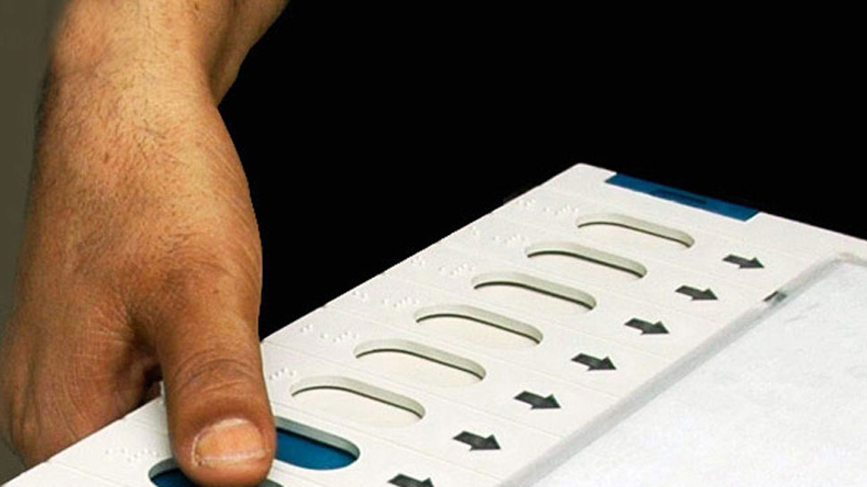 लोकसभा चुनाव में 12.36 लाख मतदाता पहली बार यूपी में डालेंगे वोट