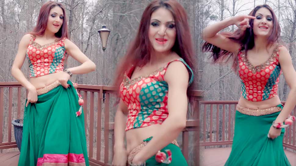 'छम्मा-छम्मा' गाने पर इस विदेशी लड़की ने लगाए देशी ठुमके, देखें VIDEO