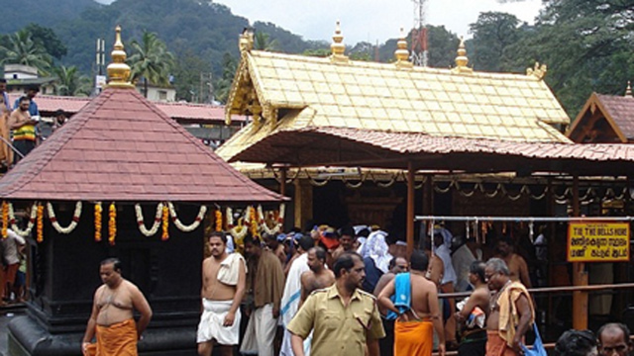 देवस्वोम बोर्ड ने लिया यू टर्न, कहा- 'सबरीमाला मंदिर में महिलाओं के प्रवेश का करते हैें समर्थन' देवस्वोम बोर्ड ने लिया यू टर्न, कहा- 'सबरीमाला मंदिर में महिलाओं के प्रवेश का करते हैें समर्थन'