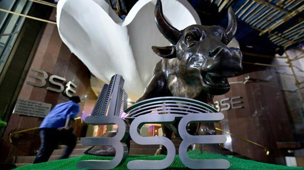 शेयर मार्केट में लगातार पांचवें दिन तेजी, 358 अंकों की बढ़त के साथ Sensex 36,975 पर बंद