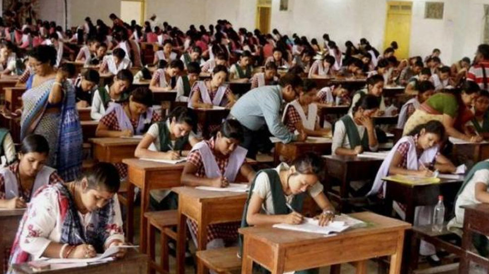 7 फरवरी से उत्तर प्रदेश में हाईस्कूल और इंटरमीडिएट की परीक्षा शुरू 7 फरवरी से उत्तर प्रदेश में हाईस्कूल और इंटरमीडिएट की परीक्षा शुरू