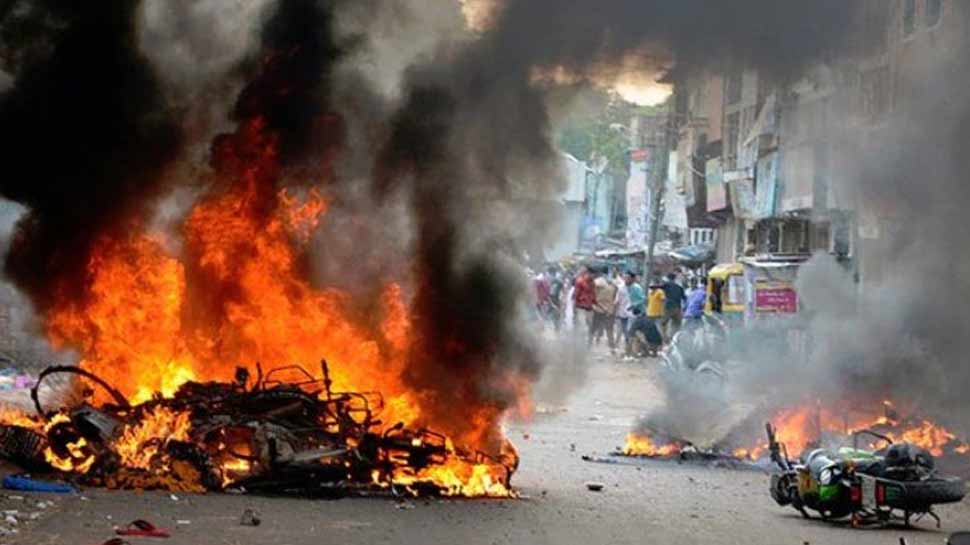 मुजफ्फरनगर दंगे: कवाल हत्याकांड के सभी आरोपी दोषी करार, कल कोर्ट सुनाएगा फैसला मुजफ्फरनगर दंगे: कवाल हत्याकांड के सभी आरोपी दोषी करार, कल कोर्ट सुनाएगा फैसला
