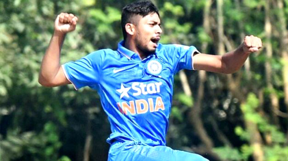 BCCI ने सुधारी अपनी गलती, इस खिलाड़ी को किया इंडिया-A टीम में शामिल BCCI ने सुधारी अपनी गलती, इस खिलाड़ी को किया इंडिया-A टीम में शामिल