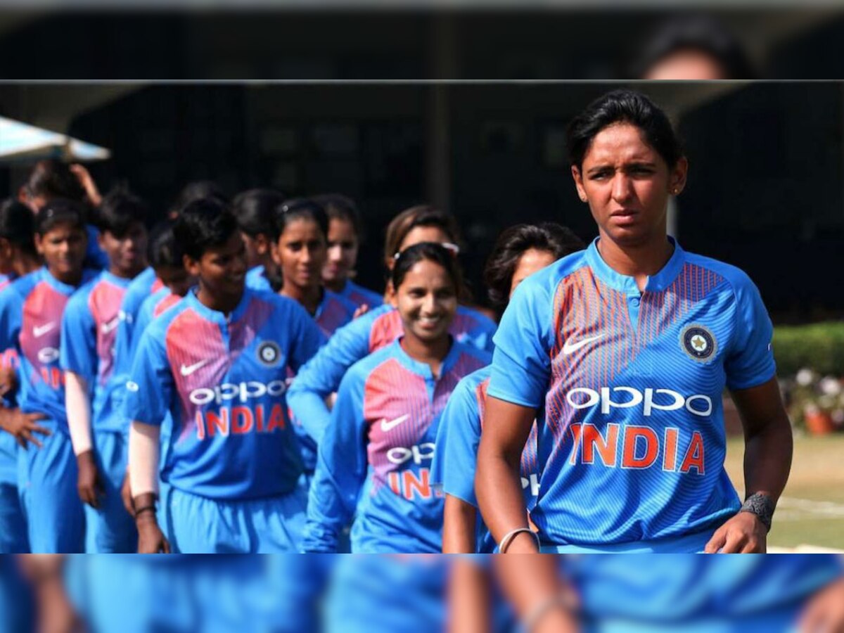 दूसरे टी-20 मैच में भारतीय टीम को चार विकेट से हरा दिया. (फोटो साभार: BCCI Women/Twitter)