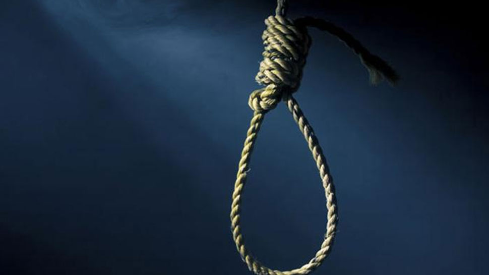 नोएडा: मानसिक तनाव के चलते महिला ने की आत्महत्या की कोशिश नोएडा: मानसिक तनाव के चलते महिला ने की आत्महत्या की कोशिश