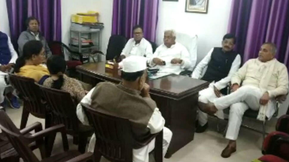 पटना: RJD की पिछलग्गू नहीं बनेगी कांग्रेस, विधायकों ने लिया मीटिंग में बड़ा फैसला