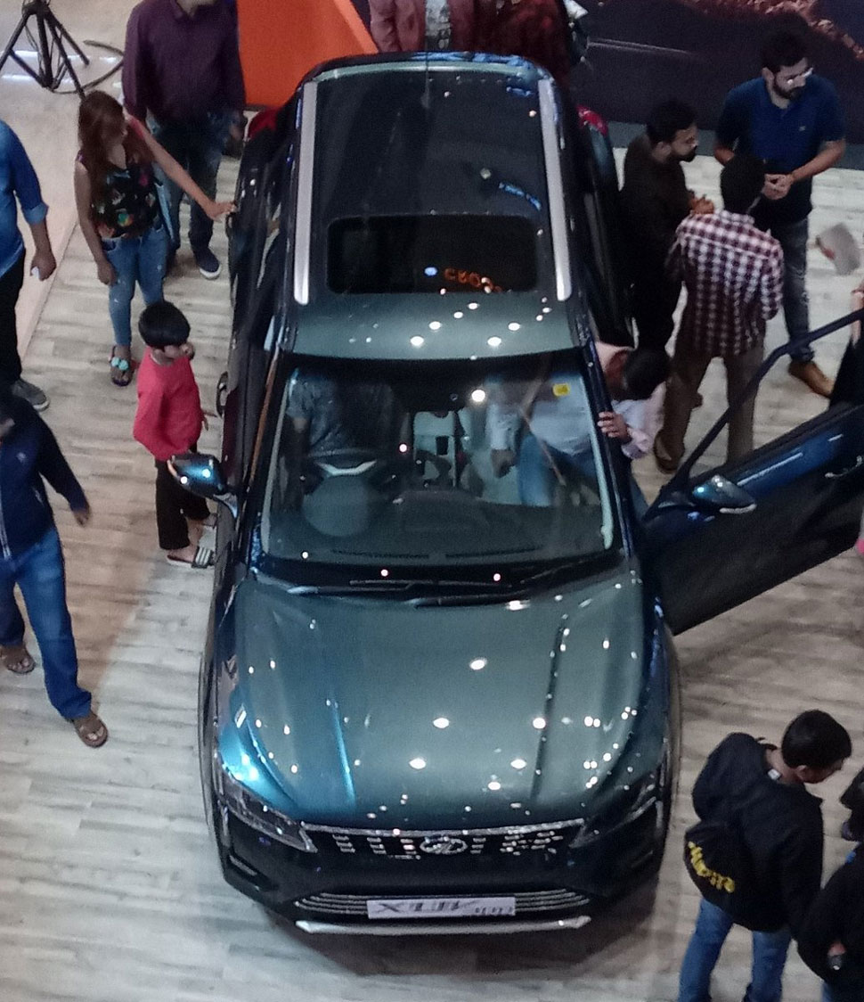 कार की शुरुआती कीमत 7.9 लाख रुपये mahindra XUV 300 Launched in India