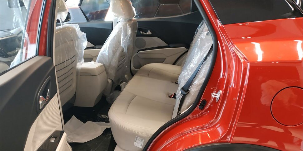 डीजल और पेट्रोल दोनों वेरिएंट में मिलेगी कार mahindra XUV 300 Launched in India
