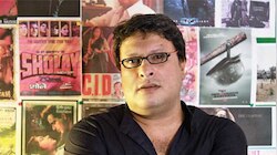 पुलवामा अटैक पर आया तिग्मांशु धूलिया का बयान, कहा- 'करारा जवाब देना पड़ेगा'