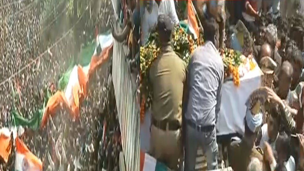 VIDEO: शहीद संजय का पार्थिव शरीर पहुंचा मसौढ़ी, नम आखों के साथ उमड़ा जनसैलाब