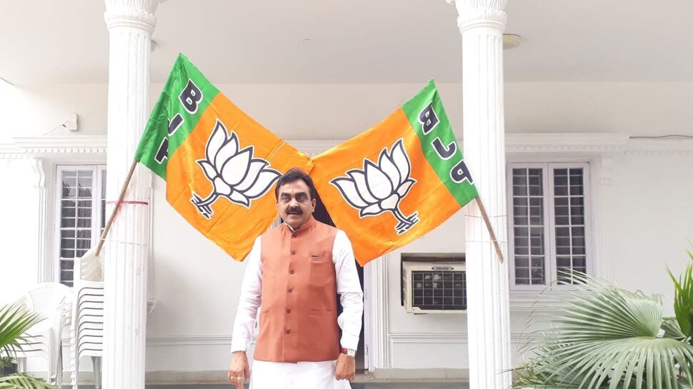 केंद्र में मोदी सरकार लौटी तो मध्य प्रदेश में 'अपने आप' गिर जाएगी कांग्रेस सरकार : BJP