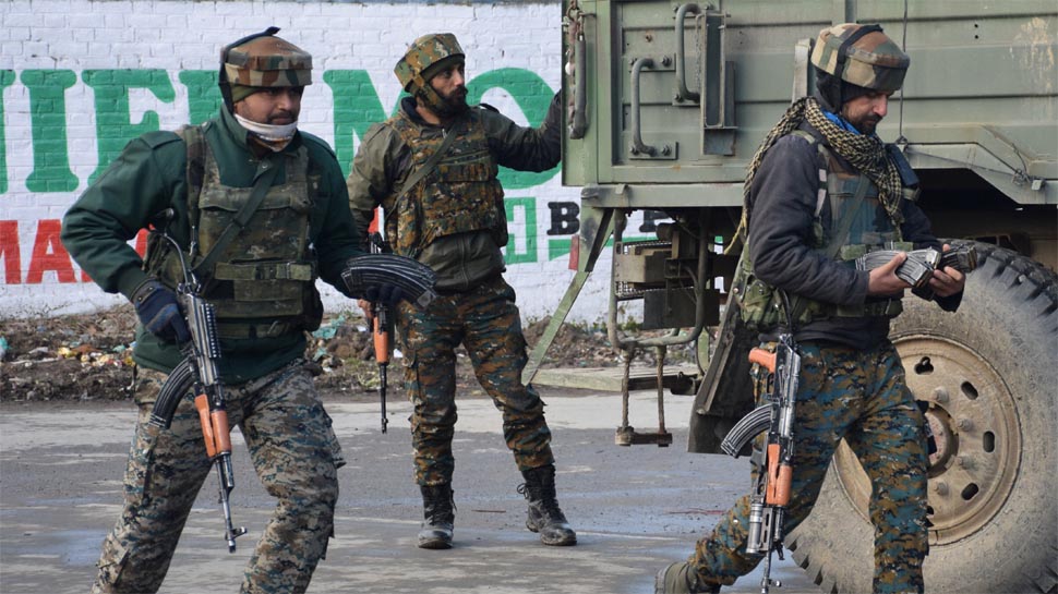जम्‍मू-कश्‍मीर: ग़ाज़ी ही नहीं जैश के 30 आतंकियों ने 8 महीनों में की है घाटी में घुसपैठ