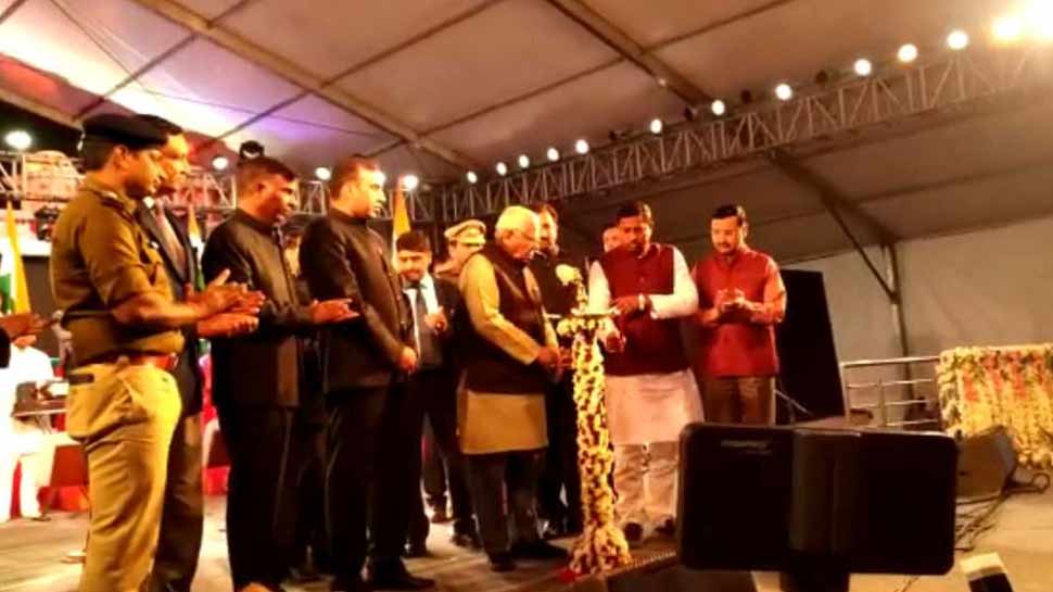 राज्यपाल राम नाईक ने किया ताज महोत्सव का उद्घाटन, कहा- 'पुलवामा हमले का देंगे मुंहतोड़ जवाब' राज्यपाल राम नाईक ने किया ताज महोत्सव का उद्घाटन, कहा- 'पुलवामा हमले का देंगे मुंहतोड़ जवाब'