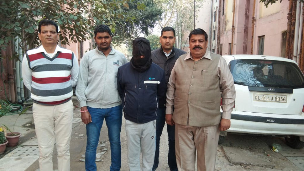 सांसद बनने की चाह में बना ड्रग तस्कर, मिले पैसों से गांव में लोगों की करता था मदद सांसद बनने की चाह में बना ड्रग तस्कर, मिले पैसों से गांव में लोगों की करता था मदद