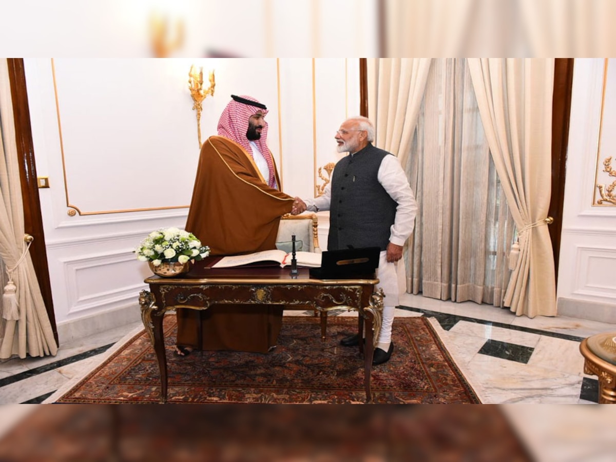 सऊदी अरब के युवराज मोहम्मद बिन सलमान और प्रधानमंत्री नरेन्द्र मोदी ने वार्ता को ‘व्यापक एवं सफल’ बताया . (फोटो साभार- @MEAIndia)