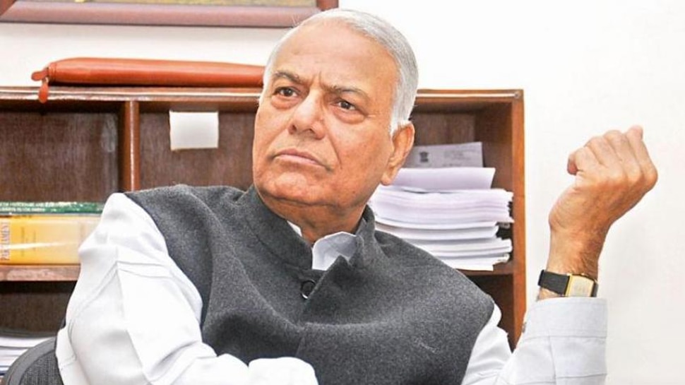 जब यशवंत सिन्हा से पूछा गया बेटे के खिलाफ चुनाव प्रचार करने का सवाल, तो बोले...