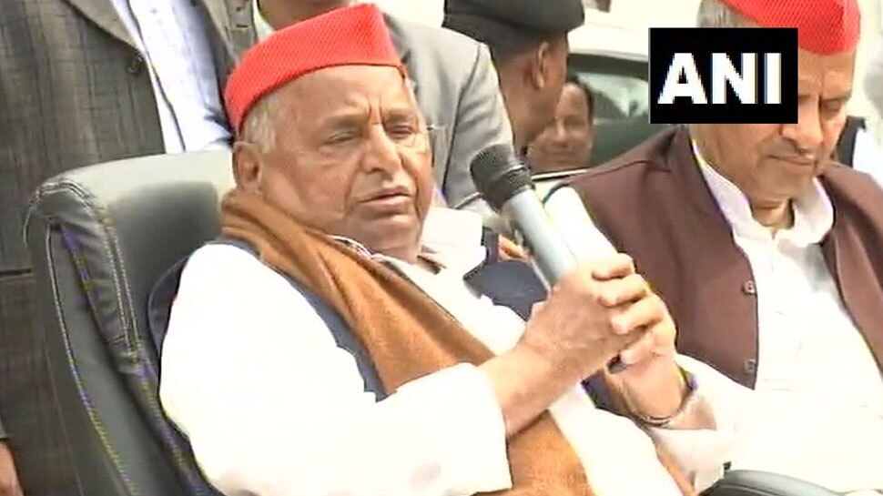 चुनाव तैयारी में BJP आगे निकल गई, हम अब भी असमंजस में हैं : मुलायम सिंह यादव