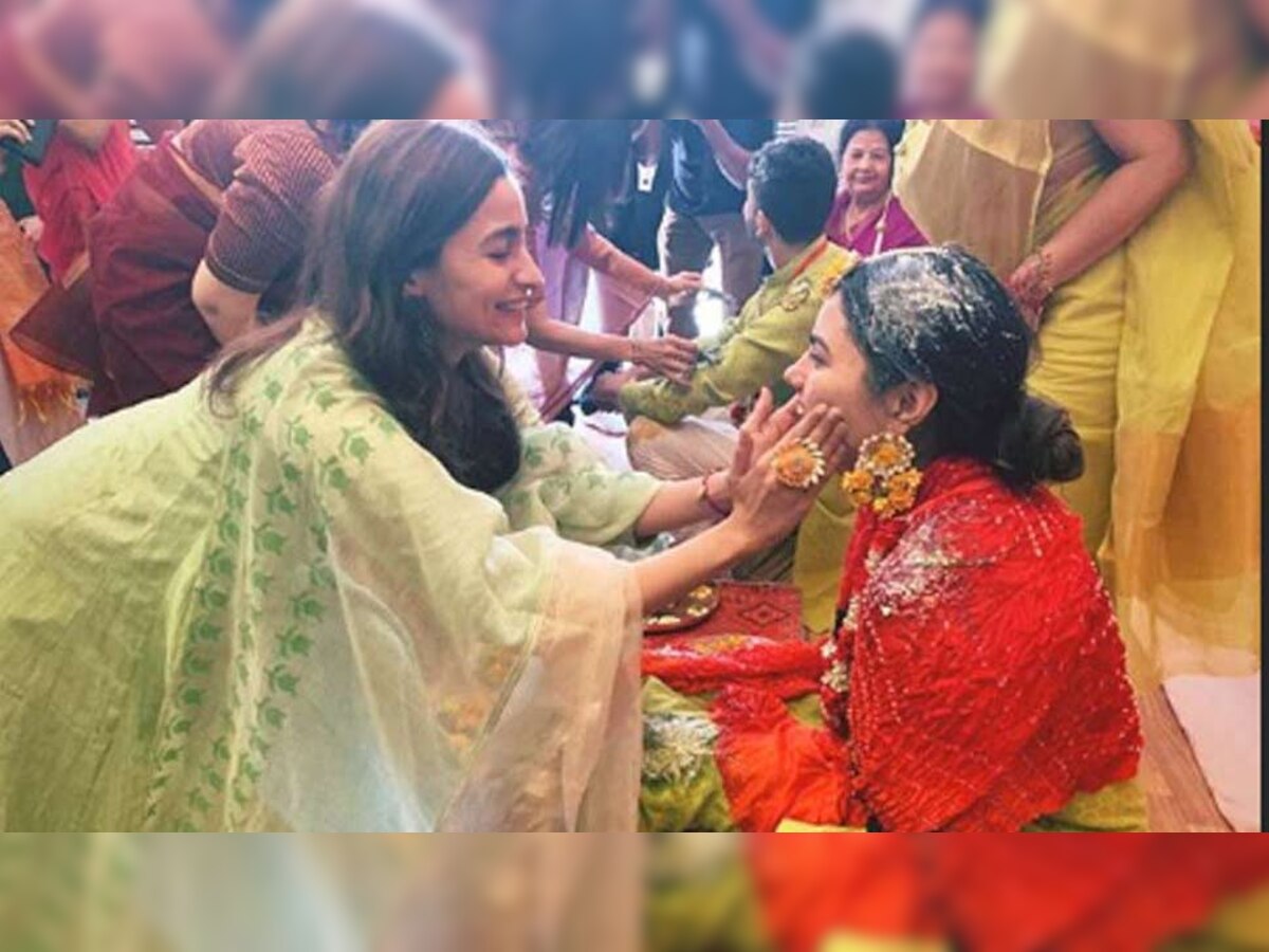 INSIDE VIDEOS: आलिया भट्ट ने दोस्त की शादी में दी इमोशनल स्पीच, जमकर किया डांस