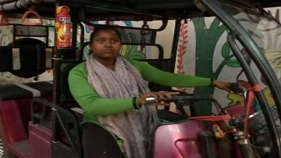 Kashi Raksha Driver Ranchi E Rickshaw Driver Santoshi told her story | रांची की ई-रिक्शा ...