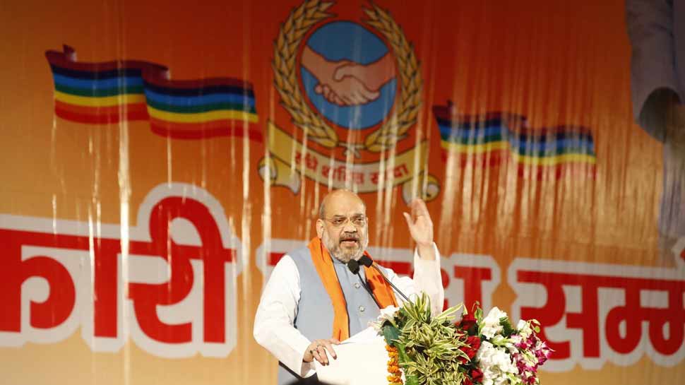 विपक्ष पर फिर गरजे अमित शाह, कहा- 'SP-BSP सरकार में चरमरा गया था UP का प्रशासनिक ढांचा'