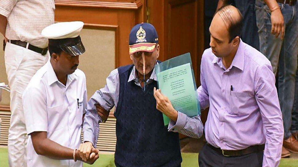 स्थिर है गोवा CM पर्रिकर का स्वास्थ्य, डॉक्टर बनाए हुए हैं लगातार नजर