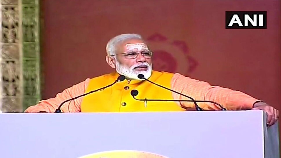 कुंभ अध्यात्म, आस्था एवं आधुनिकता की त्रिवेणी है: पीएम मोदी