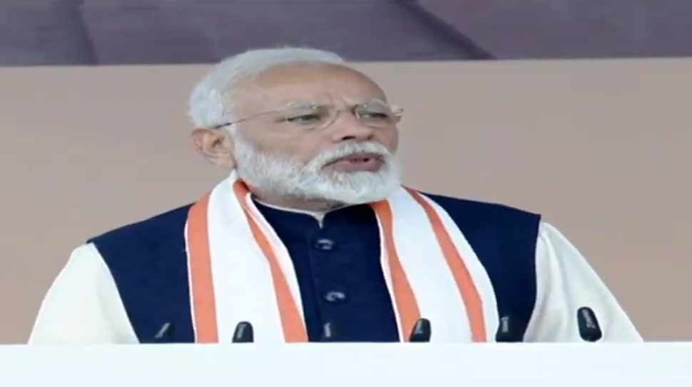 पीएम नरेंद्र मोदी बोले, 'कुछ ही महीनों में राफेल भारत के आकाश में उड़ान भरेगा'