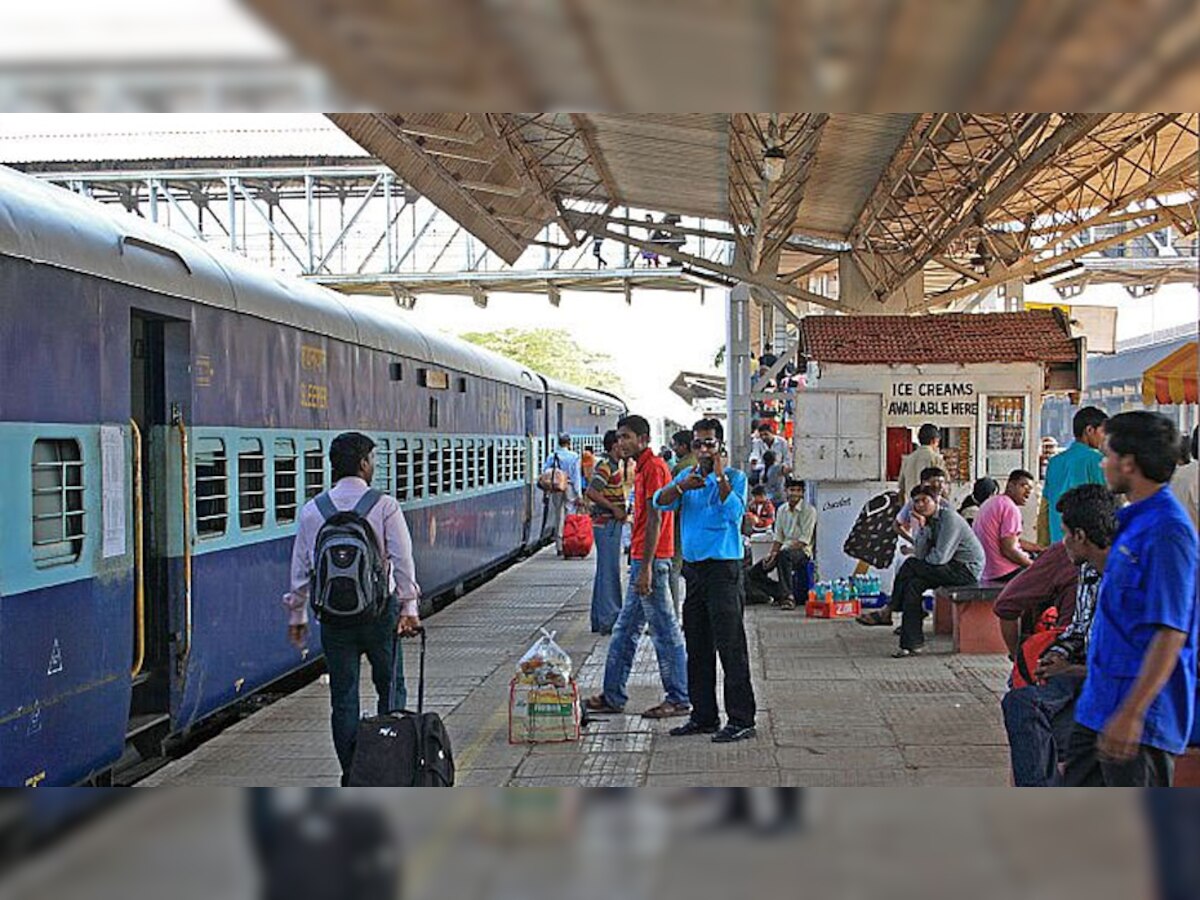 Railway ने 8 ट्रेनों के स्टॉपेज बढ़ाए, यूपी व एमपी जाने वालों को होगा फायदा