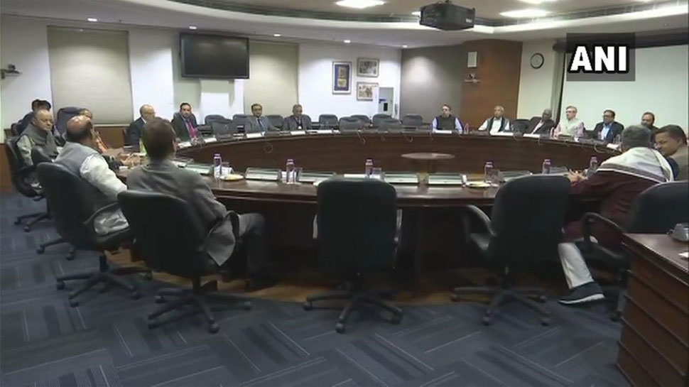 सभी प्रमुख राजनीतिक दलों के नेताओं ने वायुसेना को बधाई दी (फोटो साभार - ANI) सभी प्रमुख राजनीतिक दलों के नेताओं ने वायुसेना को बधाई दी (फोटो साभार - ANI)