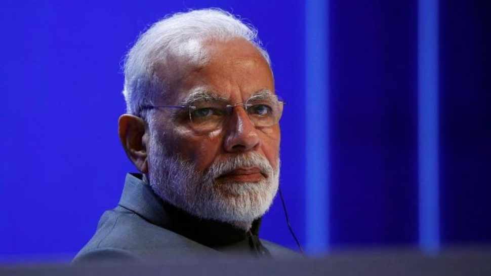 सोशल मीडिया पर वायरल हो रहा है 12+12+3+29 = 56 का गणित, जानें एयर स्ट्राइक से कनेक्शन सोशल मीडिया पर वायरल हो रहा है 12+12+3+29 = 56 का गणित, जानें एयर स्ट्राइक से कनेक्शन