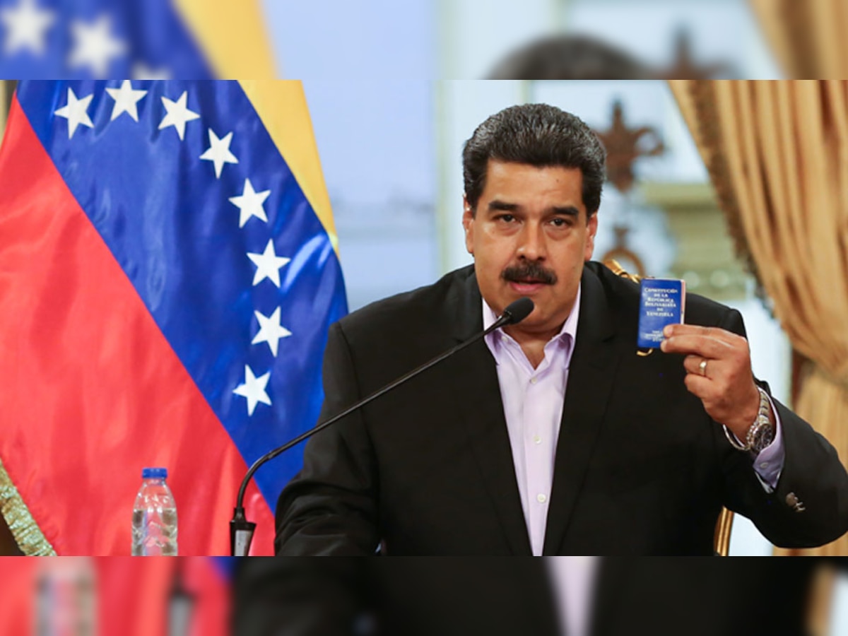 वेनेजुएला के राष्ट्रपति के खिलाफ देश में असंतोष बढ़ता जा रहा है.  (फोटो: Reuters)