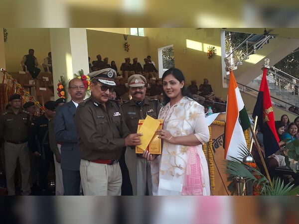 आम नागरिकों को भी किया गया सम्मानित. 