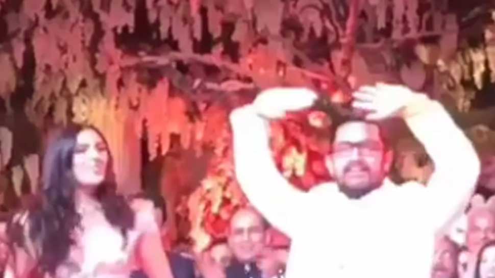 INSIDE VIDEO: आकाश अंबानी की प्री-वेडिंग में हुआ धमाल, आमिर-शाहरुख ने लगाए चार चांद