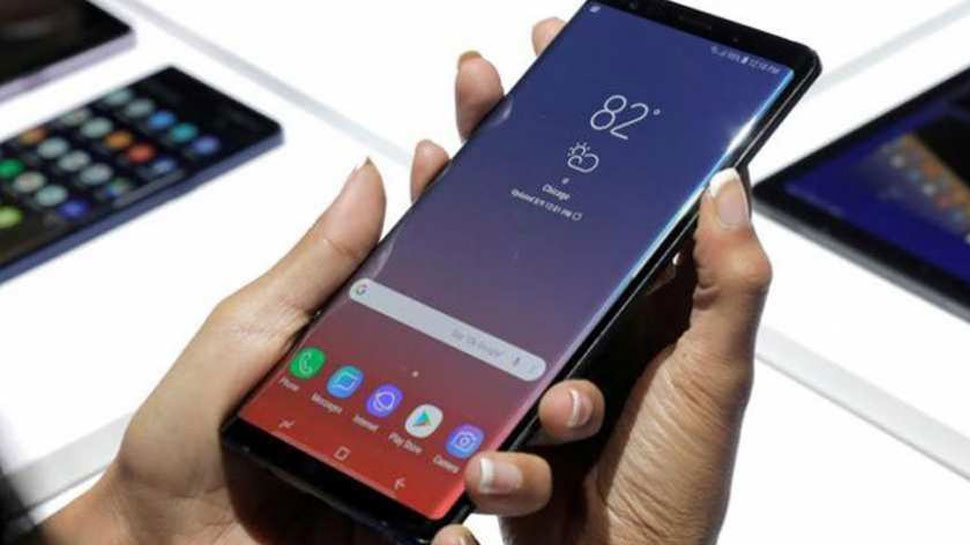 Samsung ने लॉन्च किया एक और धांसू स्मार्टफोन, 7 मार्च से मिलेगा ऑनलाइन