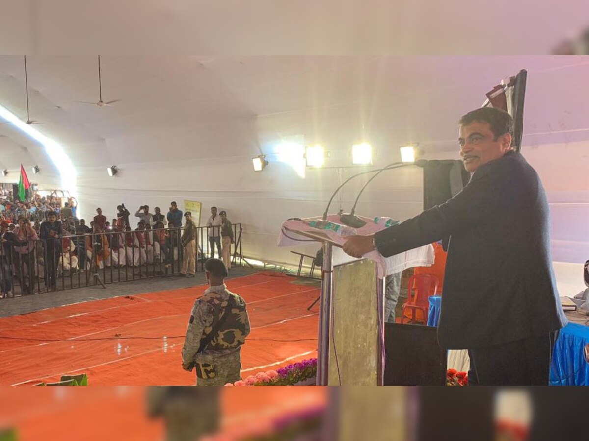 केंद्रीय मंत्री नितिन गडकरी ने नमामि गंगे के कई परियोजनाओं का शिलान्यास किया है.