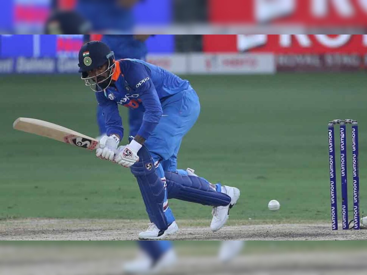 केएल राहुल देश के उन चुनिंदा क्रिकेटरों में हैं, जिन्होंने तीनों फॉर्मेट (टेस्ट, वनडे और टी20) में शतक बनाए हैं. (फोटो: IANS)