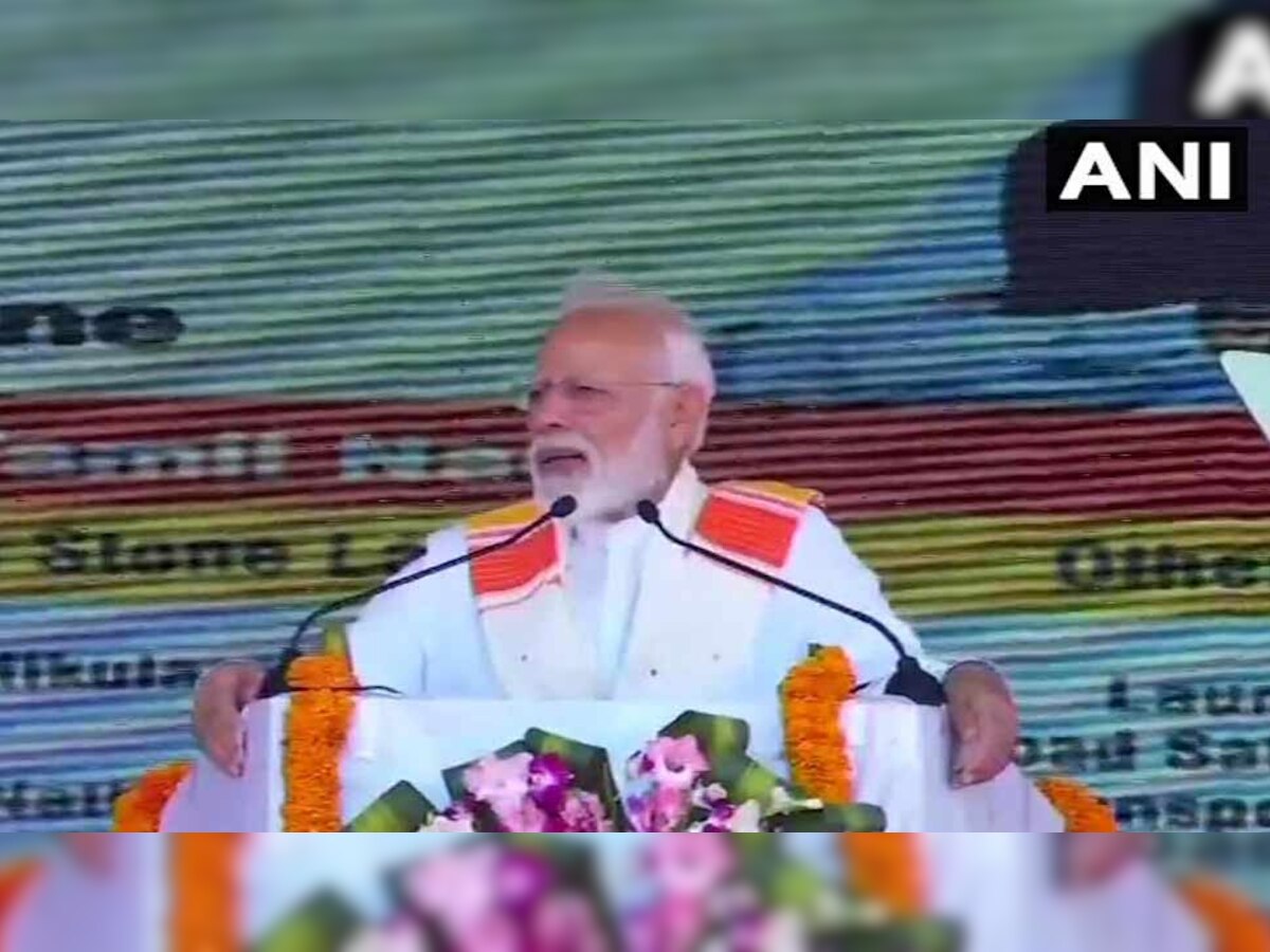 PM नरेंद्र मोदी ने की विंग कमांडर अभिनंदन की तारीफ, कहा- 'पूरे भारत को गर्व है'