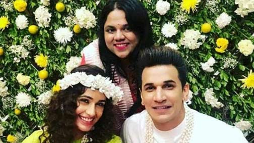 इस टीवी सेलिब्रेटी ने जीता एस्पाइरिंग सी अवॉर्ड, ऐसे बनाती हैं सेलेब्स को फेमस